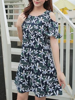 White Blue and Green Floral Shift Above Knee Plus Size Dress for Casual Beach