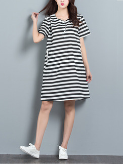 Black and White Stripe Shift Above Knee Plus Size Dress for Casual Office Party