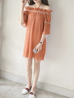 Apricot Off Shoulder Shift Above Knee Plus Size Dress for Casual Party