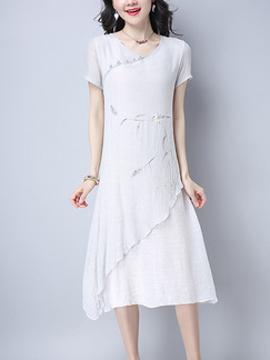 White Shift Midi Plus Size V Neck Dress for Casual