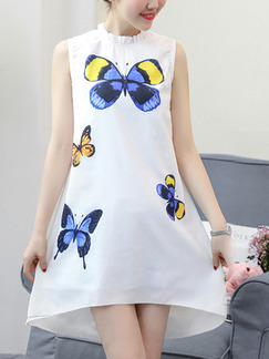 White and Blue Shift Above Knee Plus Size Dress for Casual Party