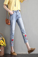 Blue Colorful Three Quarter Floral Plus Size Denim Pants for Casual