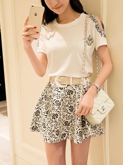 White and Black Fit  Flare Above Knee Floral Plus Size Dress for Casual Party