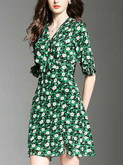 Green Chiffon Slim A-Line Printed Furcal Ruffled V Neck Floral Above Knee Plus Size Dress for Casual Evening Party