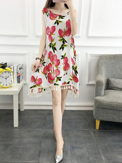 White Red and Green Plus Size Loose Printed A-Line Linking Tassel Shift Above Knee Floral Dress for Casual Party