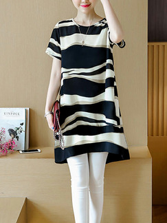 Black and White Plus Size Loose Contrast Stripe Round Neck Asymmetrical Hem Above Knee Dress for Casual Party