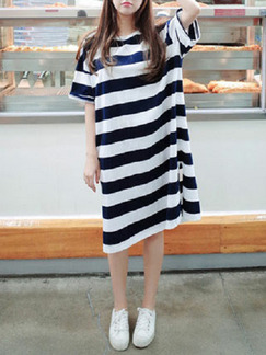 Navy Blue and White Loose Contrast Stripe Midi Plus Size Shift Dress for Casual