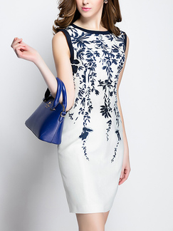 White and Blue Slim Located Printing Over-Hip Above Knee Bodycon Dress for Casual Party Office Evening