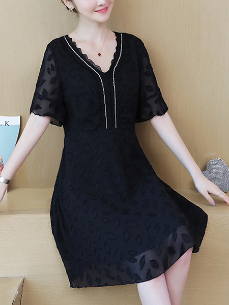 Black V Neck Plus Size Slim Rhinestone Figured Flare Sleeve Fit & Flare Above Knee Lace Dress for Casual Party Office