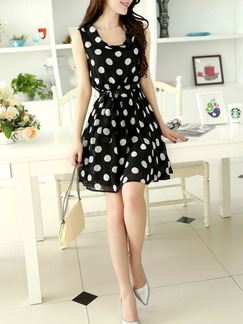 Black and White Polka Dot Chiffon Plus Size Slim A-Line Contrast Wave Point Band Heap Collar Above Knee Dress for Casual Party