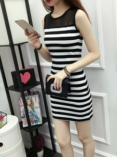 Black and White Slim Contrast Stripe Round Neck Over-Hip Above Knee Dress for Casual Party