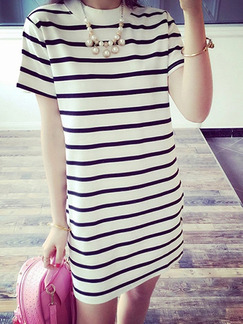 White and Black Plus Size Loose Round Neck H-Shaped Contrast Stripe Above Knee Dress for Casual