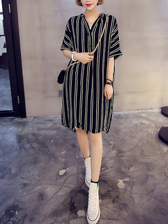 Black and White Chiffon Plus Size Loose Contrast Stripe V Neck Lapel Asymmetrical Hem Knee Length Dress for Casual