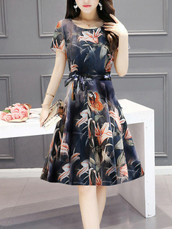 Colorful Slim A-Line Printed Knee Length Fit & Flare Floral Dress for Casual Party