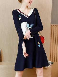Blue Loose Contrast Cartoon Printed Above Knee Long Sleeve V Neck Shift Dress for Casual Party