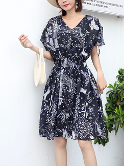 Blue and White Fit & Flare V Neck Knee Length Plus Size Dress for Casual Party