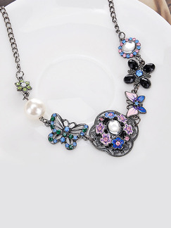 Alloy and Rhinestone Silver Chain Butterfly Necklace