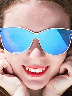 Blue Mirror Plastic Reflect Light Sunglasses