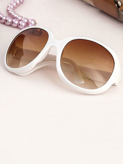 Brown Gradient Plastic Oversized Sunglasses