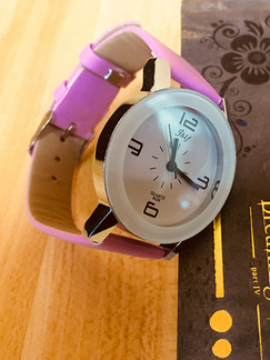 Pink Leather Band Belt Pin Buckle Quartz Watch