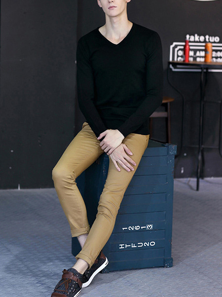 Black Knitted Slim Plus Size V Neck Hedging Men Sweater for Casual