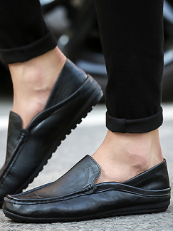 Black Leather Round Toe Platform Loafer