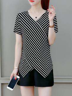 Black and White Plus Size Slim V Neck Stripe Linking Opening Asymmetrical Hem Top for Casual Party