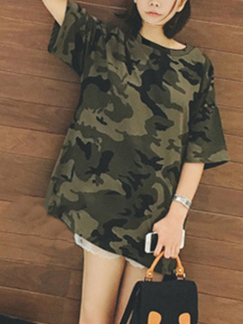 Green and Colorful Plus Size Loose Round Neck Camouflage Top for Casual