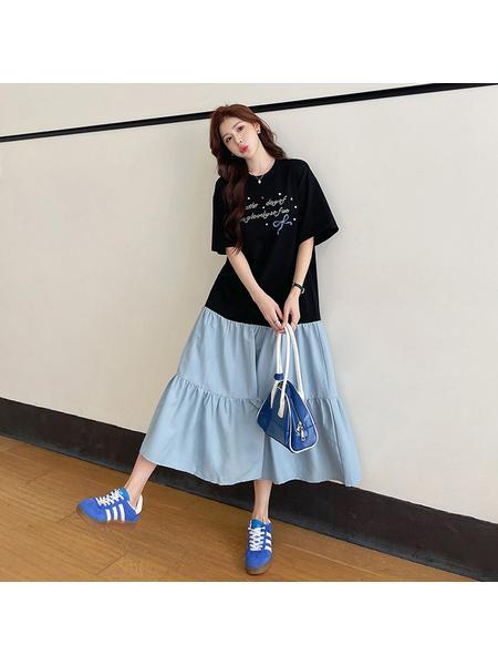 Real Shot of the New 2025 Summer / Loose Large Size Patchwork Color Matching Skirt Heavy Hot Diamond Short-Sleeved Dress - BLACK AND LIGHT BLUE