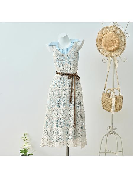 Light Cream French Hook Flower Hollow Knitted Suspender Dress Women's Summer New Loose Layered Sleeveless Vest Dress Two-Piece Suit