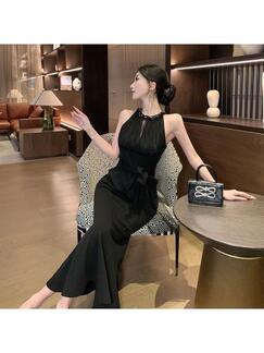 Real Shot of French Light Luxury High-End Temperament Halter Neck Fishtail Dress - Long Dress in Black with Heavy Beaded Banquet Catwalk Dress
