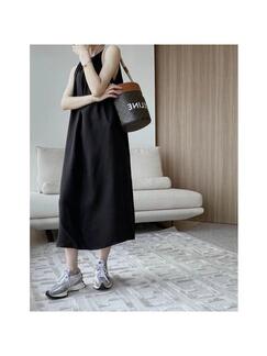 Gracetinahoo Comfortable and Smooth Round Neck Sleeveless Dress Women's Summer Loose Vest Skirt in Classic Black with Pockets on Both Sides