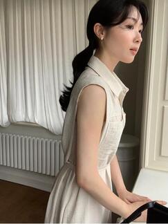 Summer New Korean Chic Simple Temperament Belted Shirt Collar Sleeveless Dress Long Skirt Women with Belt in Light Beige