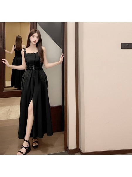Real Shot of Hong Kong Style Internet Celebrity Sweet Cool Hot Girl Outfit: Street Blasting Straps Double Belt Ruffled Slit Mid-Length Dress in Black for Summer