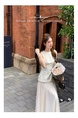 Yang Xiaoxiao Fujia Gold Three-Dimensional Flower Sleeveless Dress Gauze Skirt Fairy Dress in Ivory White Tight Waist Skirt Engagement Dress