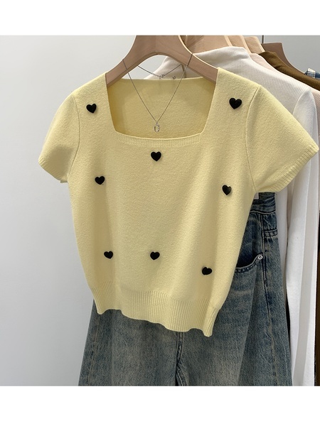 Super Nice Design Love Square Collar Short Sleeve Knitwear for Women 2025 Summer New Yellow Cropped T-shirt