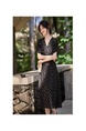 Spot French Elegant Tea Break Dress Female 2025 Summer Commuting Simple Waist Slim V-Neck Floral Skirt in Black