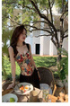 In Stock American Retro Floral Corset Top with Black Pleated Skirt Women's Spring and Summer High Waist Slimming A-Line Pleated Skirt Versatile Midi Skirt