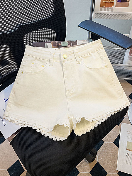 Lace Cream Denim Shorts Women's High Waist Slimming 2025 Summer Thin A-line Hot Girl Wide Leg Loose Small