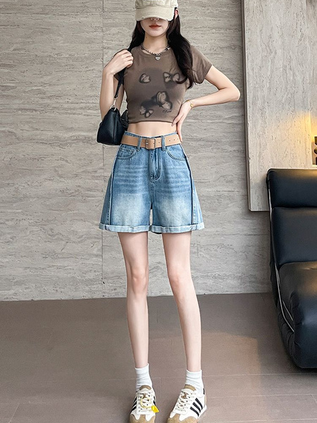 Trendy Brand Hot Style Recommendation – Thin Denim Shorts for Women in Light Blue – High Waist Loose Crotch-Covering Design