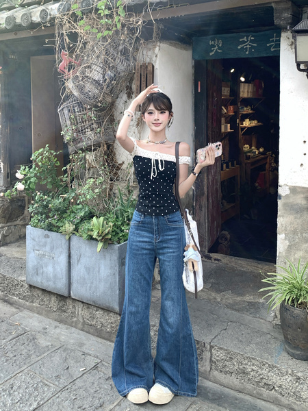 New Elastic Flared Denim Trousers for Women in Dark Wash Blue