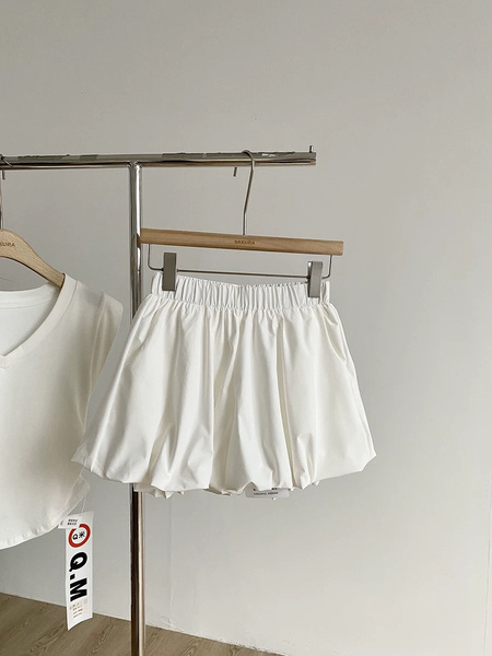 Han Series Minimalist Elastic High Waist Casual Bud Shorts Women Summer New Style Elegance By Age With Pocket - White