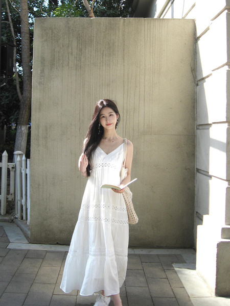 Light White Moonlight White Stitching Lace Sling Dress Women's 2025 Summer New Sailing Beach Dress - Color: White
