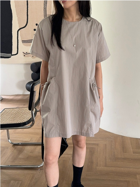 Korean Chic Niche Round Neck Loose Big Pocket Dress in Beige