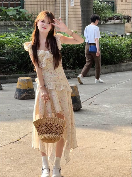 High Quality and Quality! Floral Strap Dress Women's Clothing Summer Ruffles Tight Waist Skirt A-Line Skirt Temperament Long Dress in Cream with Floral Print