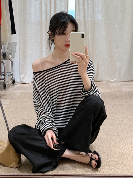Brivin Black and White Striped Diagonal Collar Thin Knitted T-shirt for Women 2025 Summer New Lazy Wind Sun Protection Underwear