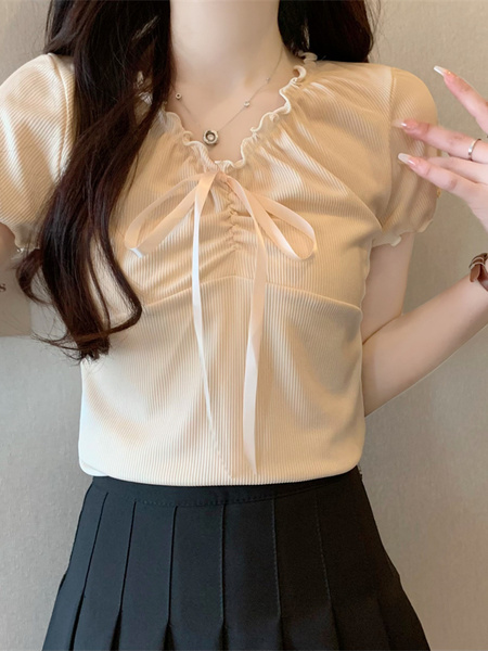 Real Shot Wholesale Price 2025 Summer New Design Niche Wood Ear Edge Bow Decoration V-Neck Short-Sleeved Top in Beige
