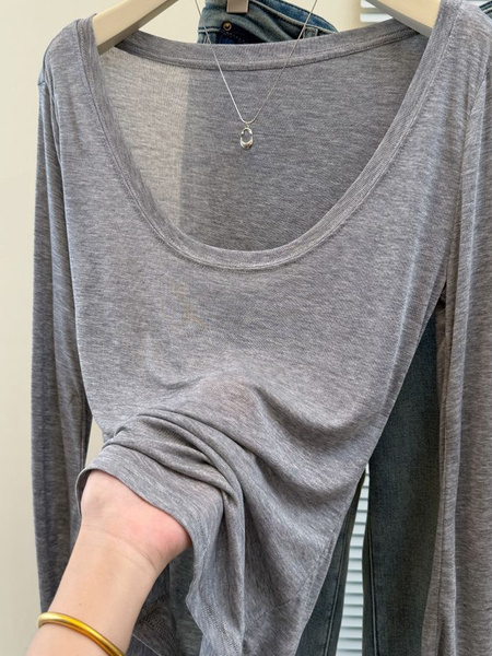 Real Shot of the New Summer U-Neck Long-Sleeved Sun Protection Blouse for Women in Gray, Slim Korean Style, Thin and Slightly Transparent, Air-Conditioning Top T-Shirt