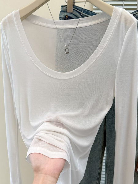Real Shot of the New Summer U-Neck Long-Sleeved Sun Protection Blouse for Women in White, Slim Korean Style, Thin and Slightly Transparent, Air-Conditioning Top T-Shirt