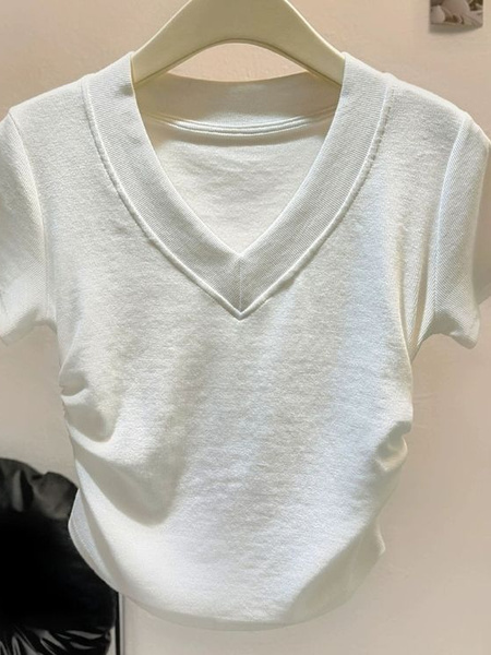Real shot of Korean sweet hot girl V-neck straight shoulder short-sleeved T-shirt female summer petite short slim white